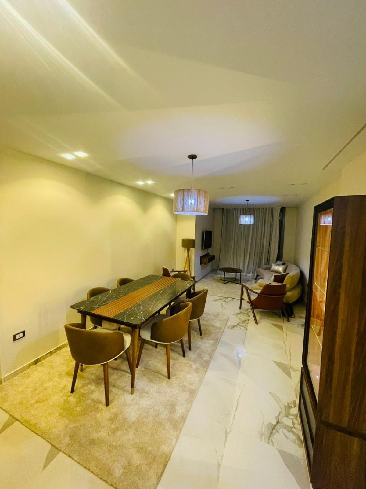 Premium L One Kattamya, Nasr 